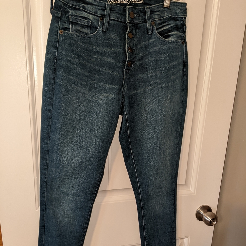 Universal Thread High Rise Jeans - Picture 5 of 7